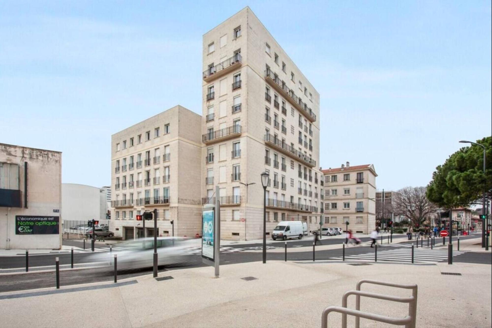 Atlas - Ovalia Nimes Exterior foto